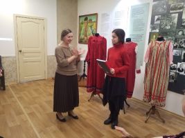 Директор музея А.Г. Богданова и Алиса Шошина